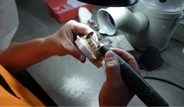 Kỹ Năng Cần thiết của Kỹ Thuật Viên Phòng Labo Nha Khoa