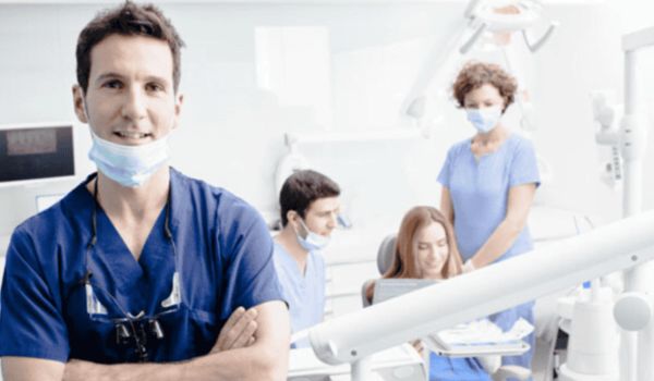 Xây dựng thương hiệu và tiếp cận nha sĩ một cách hiệu quả